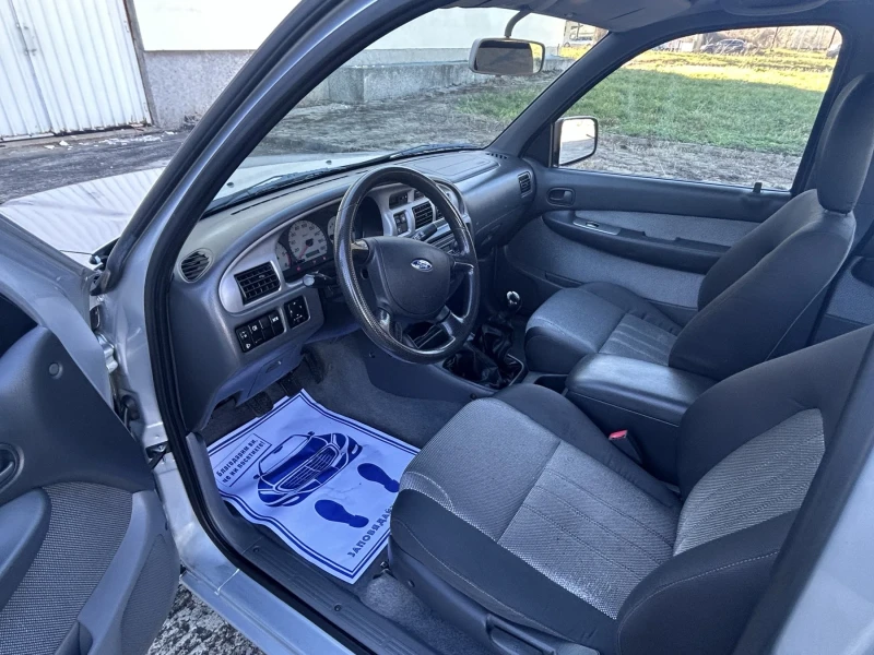 Ford Ranger 2.5 TDI, снимка 11 - Автомобили и джипове - 48392761