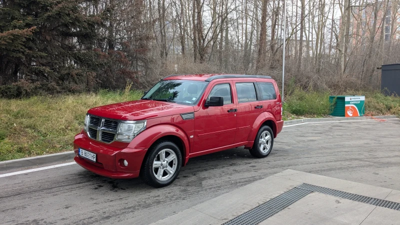 Dodge Nitro 3.7 V6, снимка 2 - Автомобили и джипове - 48765490