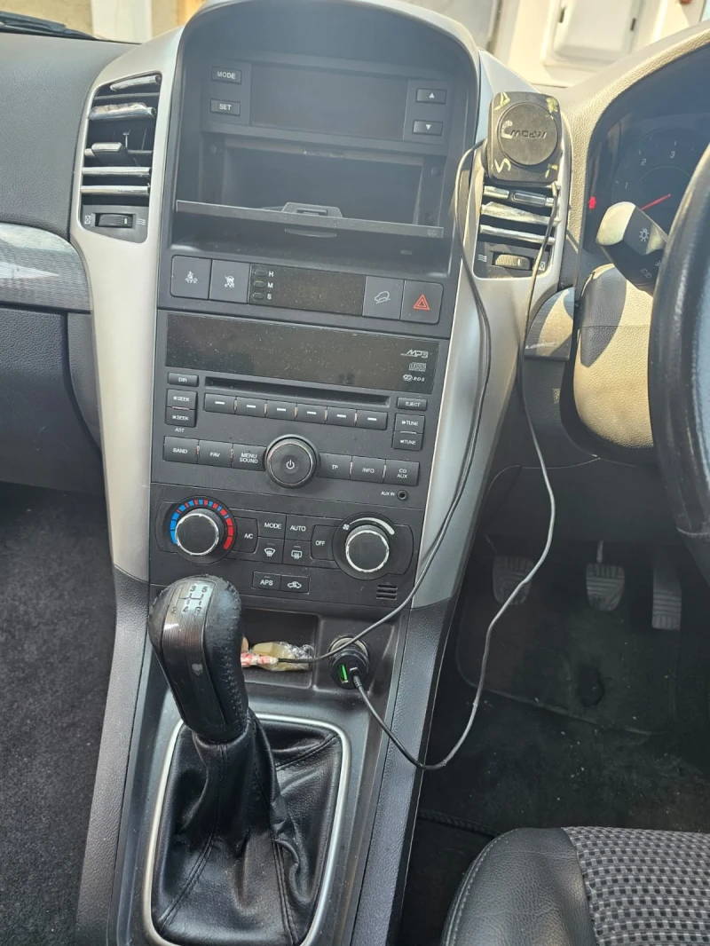 Chevrolet Captiva, снимка 2 - Автомобили и джипове - 52484167