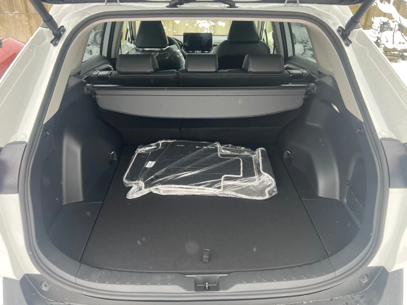 Toyota Rav4 Luxury, снимка 11 - Автомобили и джипове - 53316367
