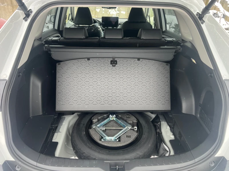 Toyota Rav4 Luxury, снимка 12 - Автомобили и джипове - 53316367