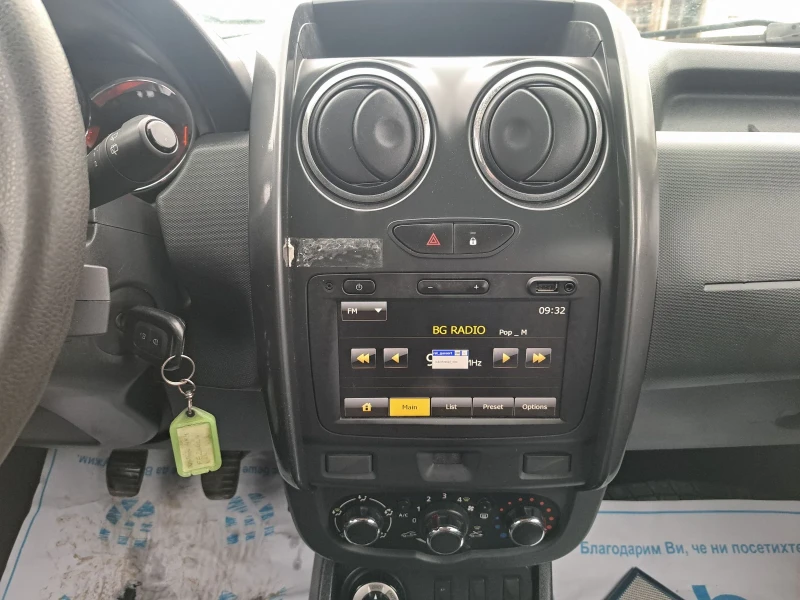 Dacia Duster 4x4* EURO6* NAVI, снимка 7 - Автомобили и джипове - 53413128