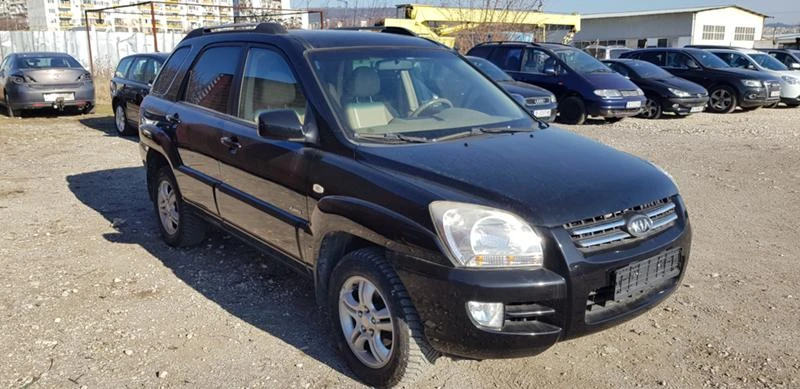 Kia Sportage 2.0i 4x4, снимка 1 - Автомобили и джипове - 27584482