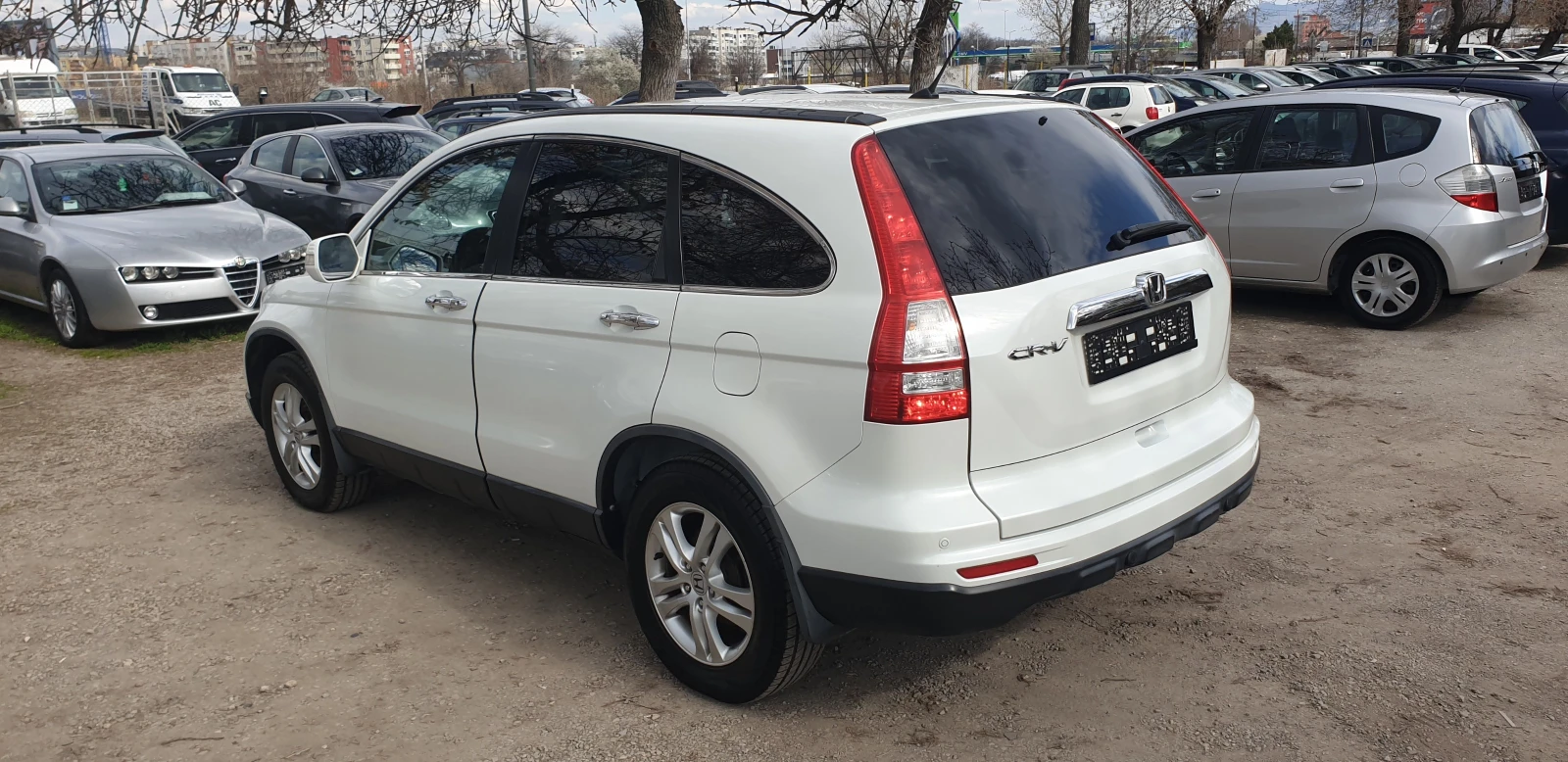 Honda Cr-v 2.2i-DTEC 4X4 74000KM!!! БЕЗ УДАРИ И РЪЖДИ - изображение 6