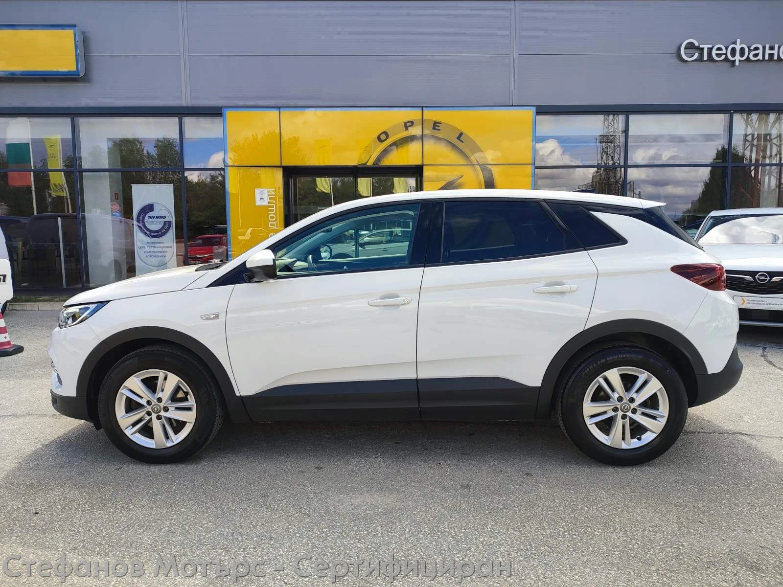 Opel Grandland X Edition 1.5 D (130HP) AT8 - изображение 4