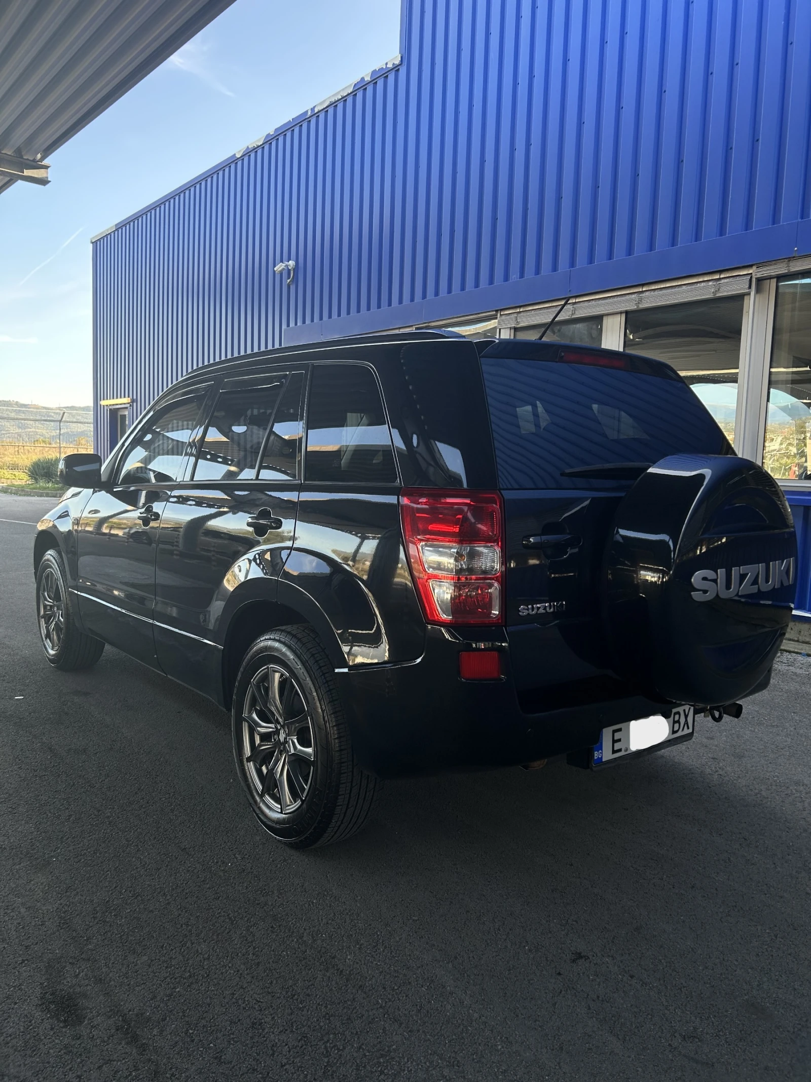 Suzuki Grand vitara 2.0 РЕАЛНИ КИЛОМЕТРИ/4X4/NAVI/ПОДГРЕВ/КАМЕРА - изображение 5