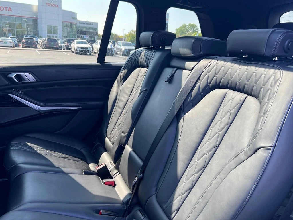 BMW X7 * xDrive40i * CARFAX * БЕЗ ПЪРВОНАЧАЛНА ВНОСКА - изображение 9