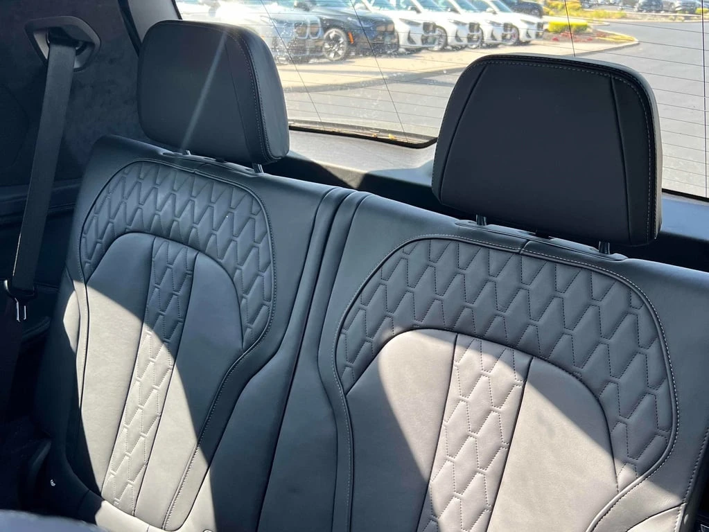 BMW X7 * xDrive40i * CARFAX * БЕЗ ПЪРВОНАЧАЛНА ВНОСКА - изображение 10