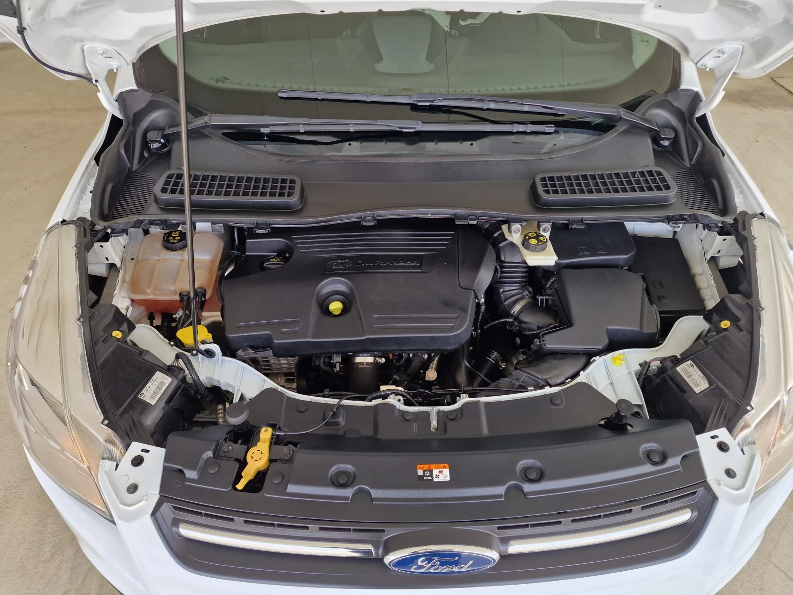 Ford Kuga 2.0 120kc  NAVI TOP, снимка 16 - Автомобили и джипове - 54014707