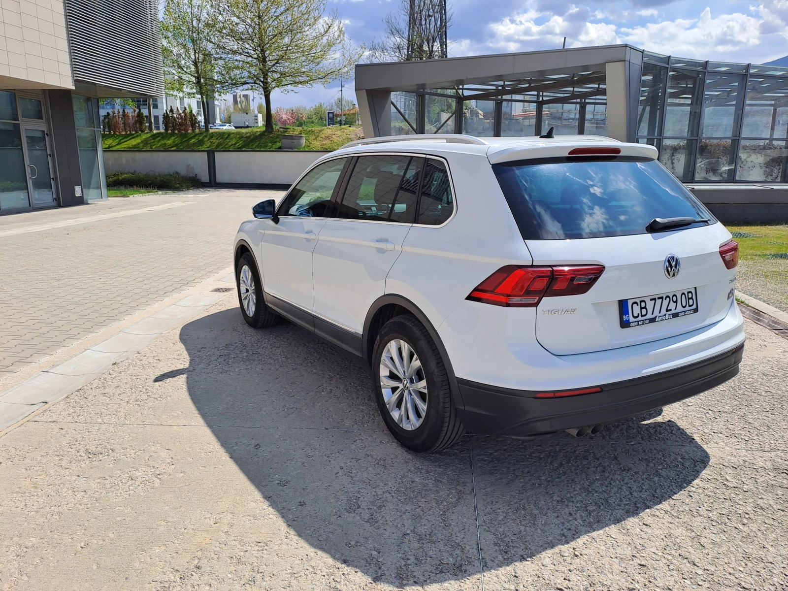 VW Tiguan 2, 0 TDI 150 hp, снимка 6 - Автомобили и джипове - 54343526