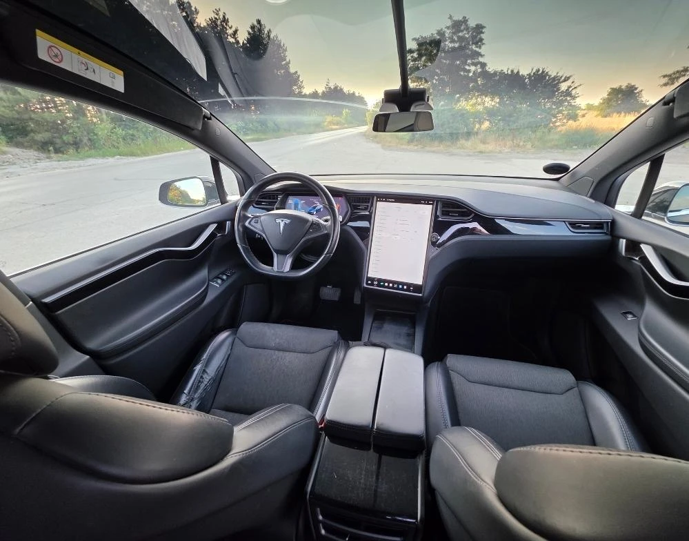 Tesla Model X X75D Безупречна, снимка 12 - Автомобили и джипове - 55153429