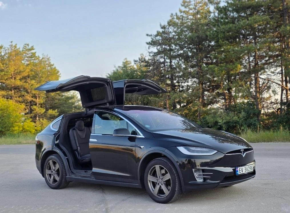 Tesla Model X X75D Безупречна, снимка 8 - Автомобили и джипове - 55153429