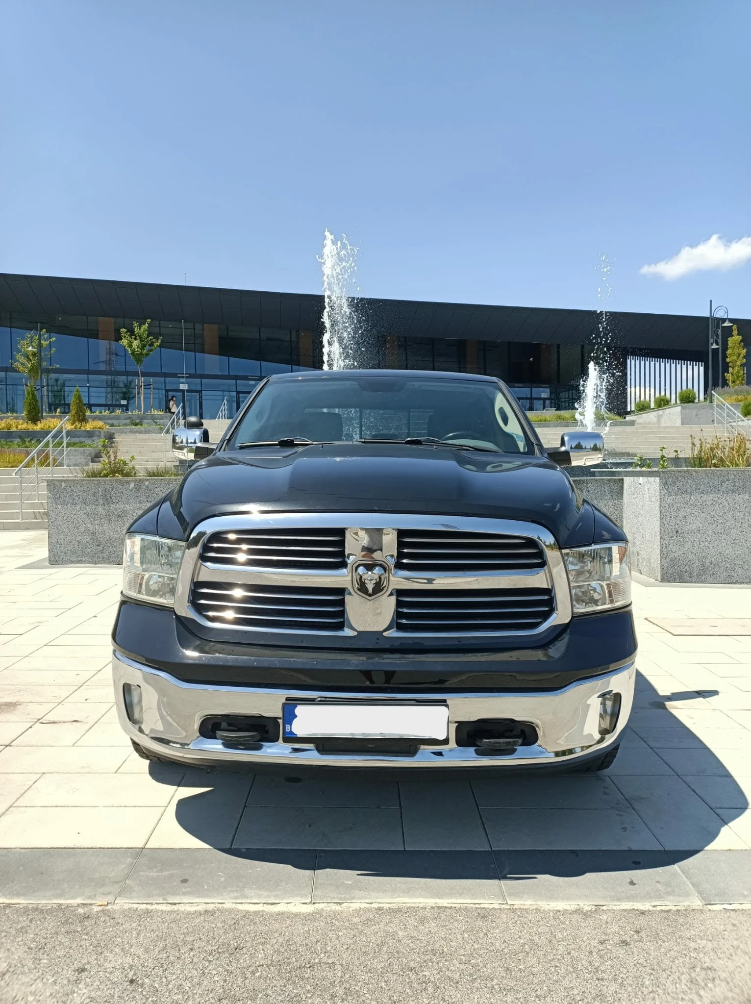 Dodge RAM 1500, снимка 2 - Автомобили и джипове - 55614794