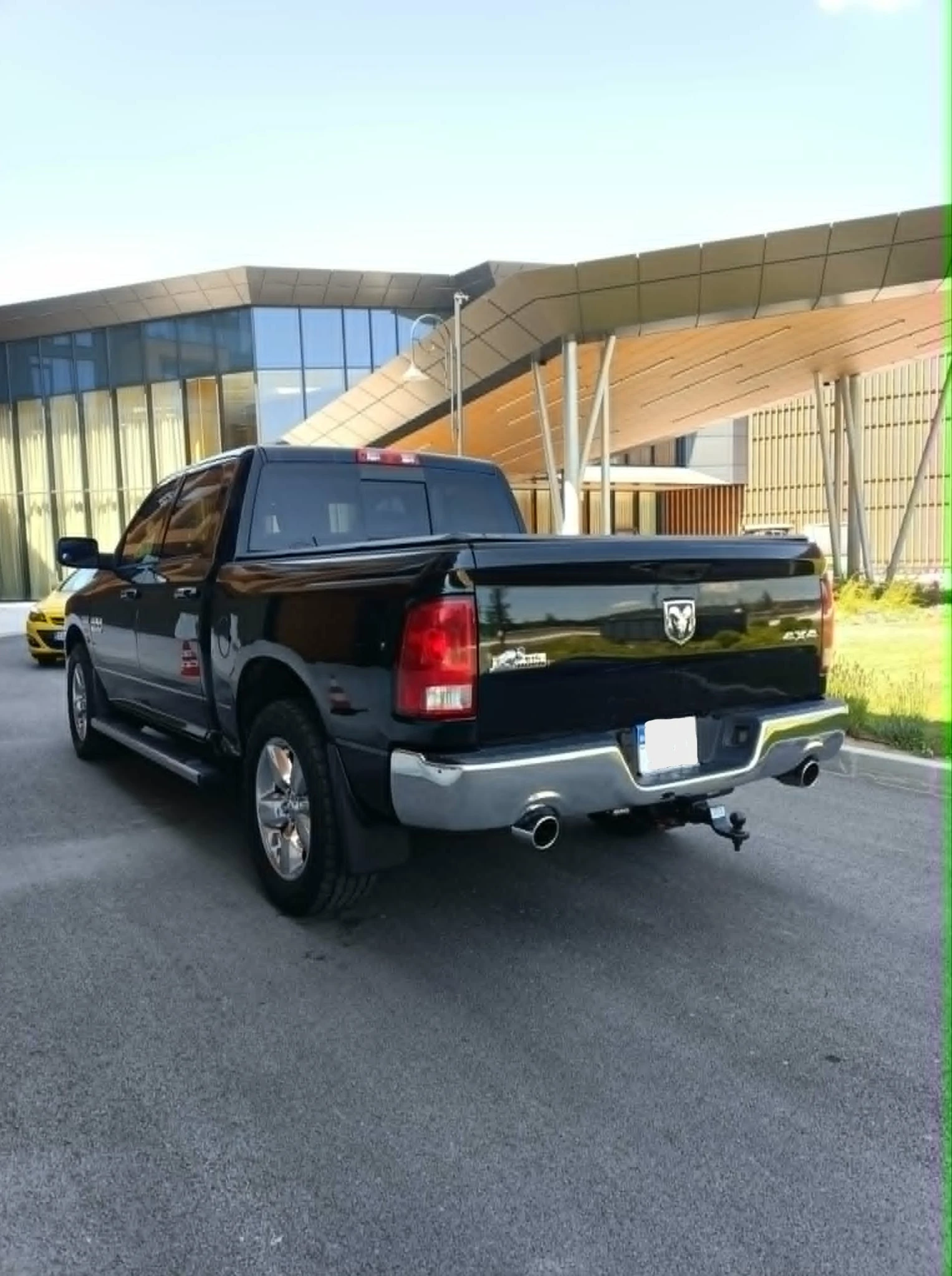 Dodge RAM 1500, снимка 5 - Автомобили и джипове - 55614794