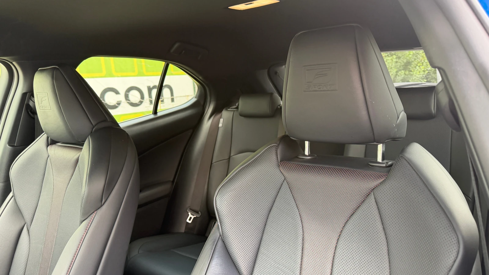 Lexus UX 250h 2.0 F-Sport 4x4 в гаранция HeadUp Display, снимка 14 - Автомобили и джипове - 55789732