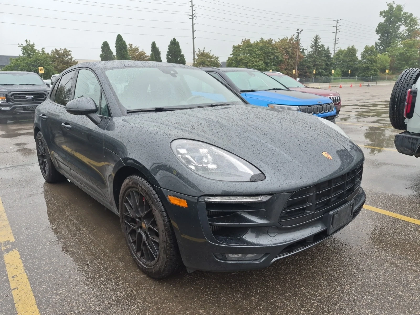 Porsche Macan * GTS * CARFAX * ОПЦИЯ ЗА ФИНАНСИРАНЕ, снимка 2 - Автомобили и джипове - 55925243
