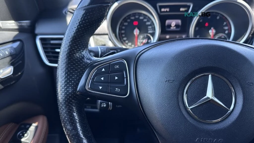 Mercedes-Benz GLE Harman Kardon * Пано * 360 * АвтоКредит(ЦЕНА ДО БГ, снимка 14 - Автомобили и джипове - 56134994
