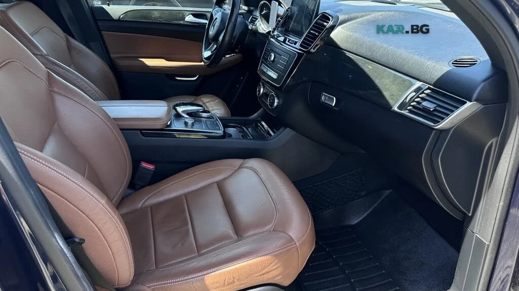 Mercedes-Benz GLE Harman Kardon * Пано * 360 * АвтоКредит(ЦЕНА ДО БГ, снимка 9 - Автомобили и джипове - 56134994