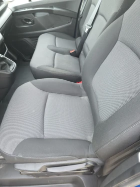 Renault Trafic 8+ 1, снимка 11