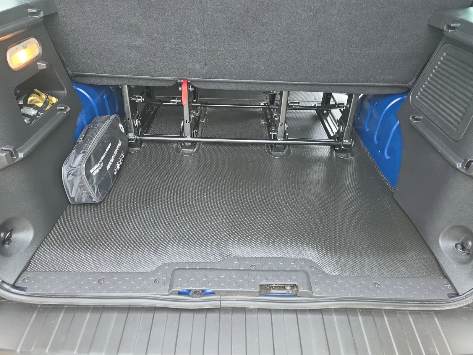 Renault Trafic 8+ 1, снимка 16 - Бусове и автобуси - 56227654