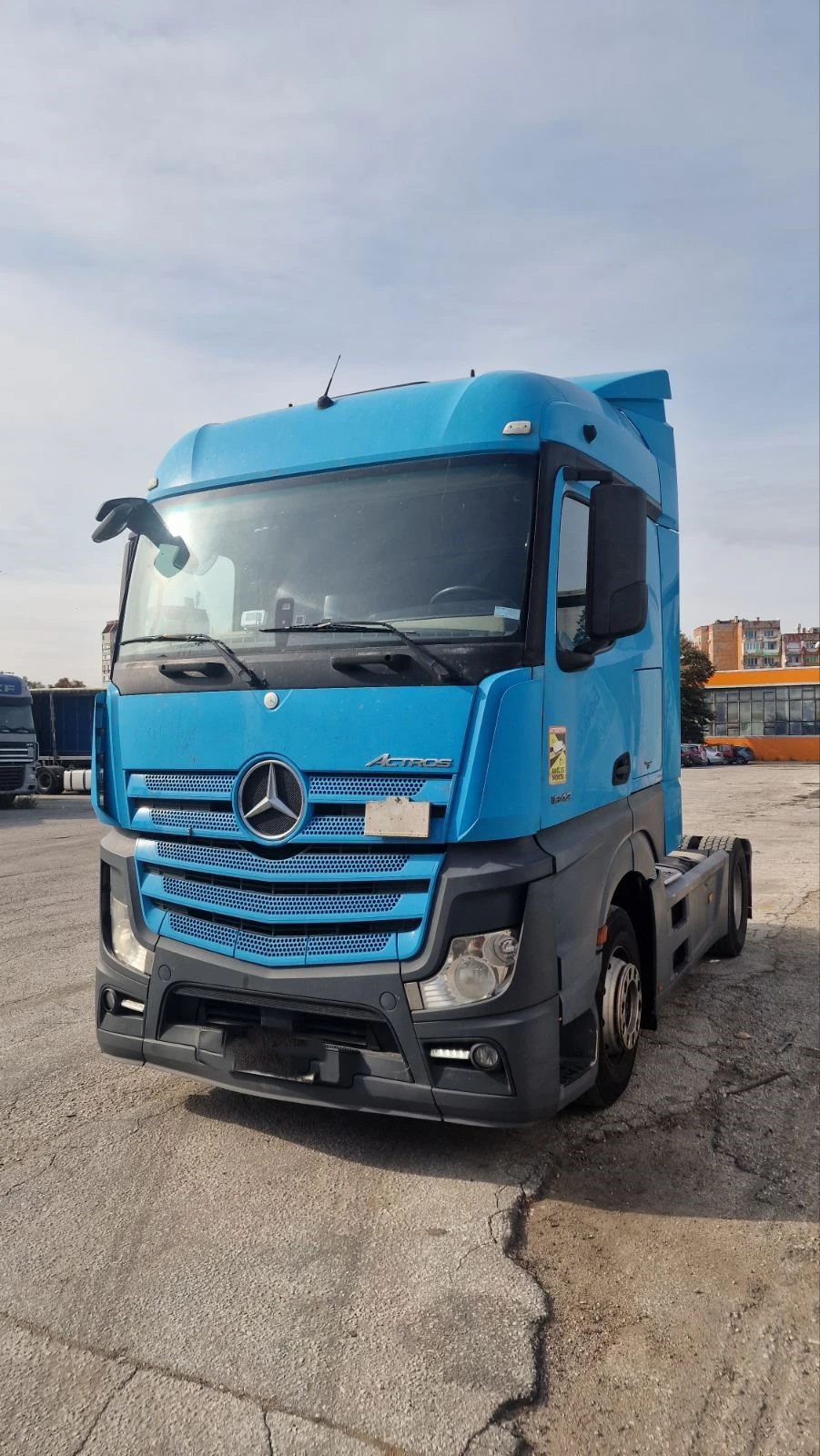 Mercedes-Benz Actros  - изображение 2