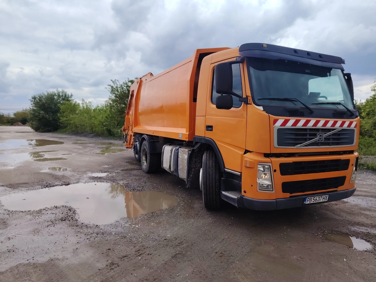 Volvo Fm Fm300 Anaconda сметовоз, снимка 2 - Камиони - 54379356