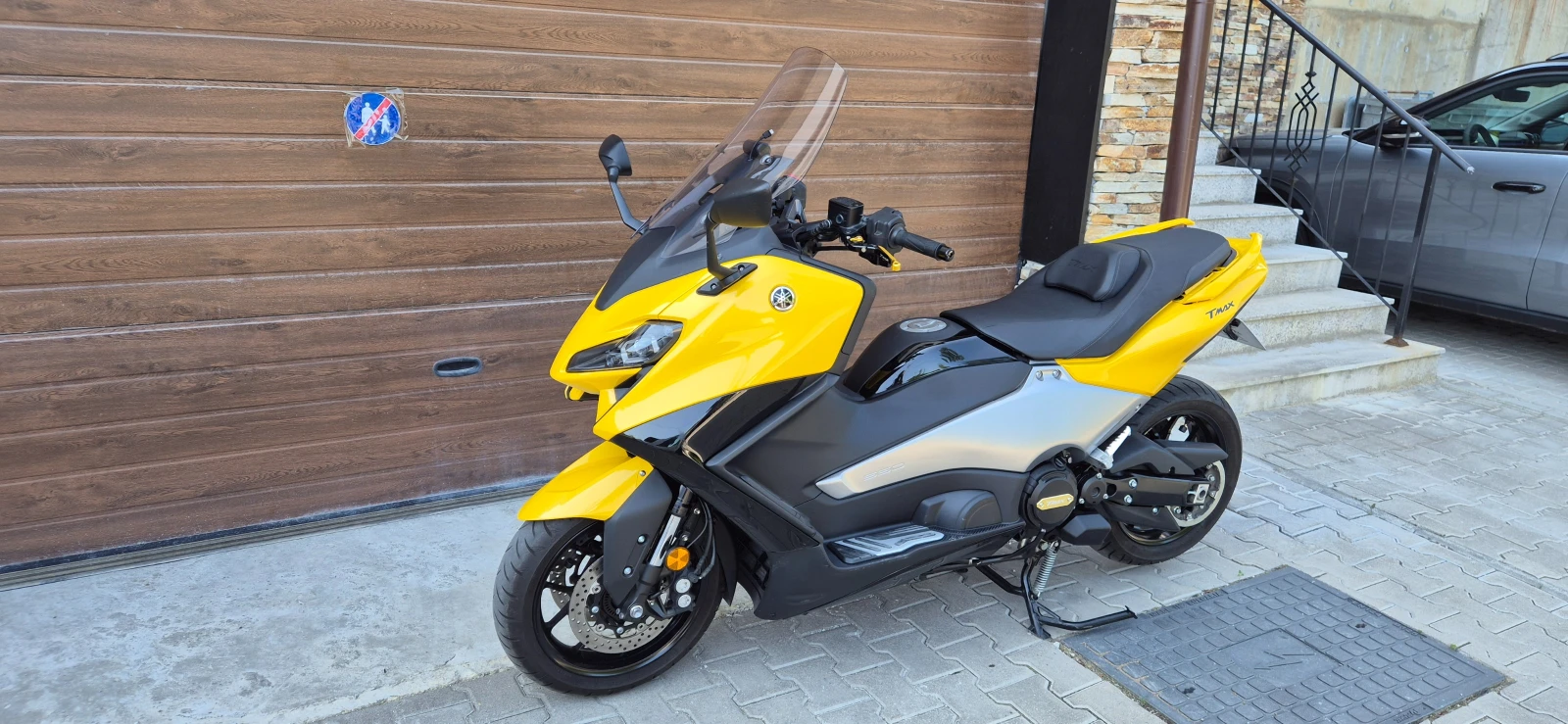 Yamaha T-max 560 - изображение 3