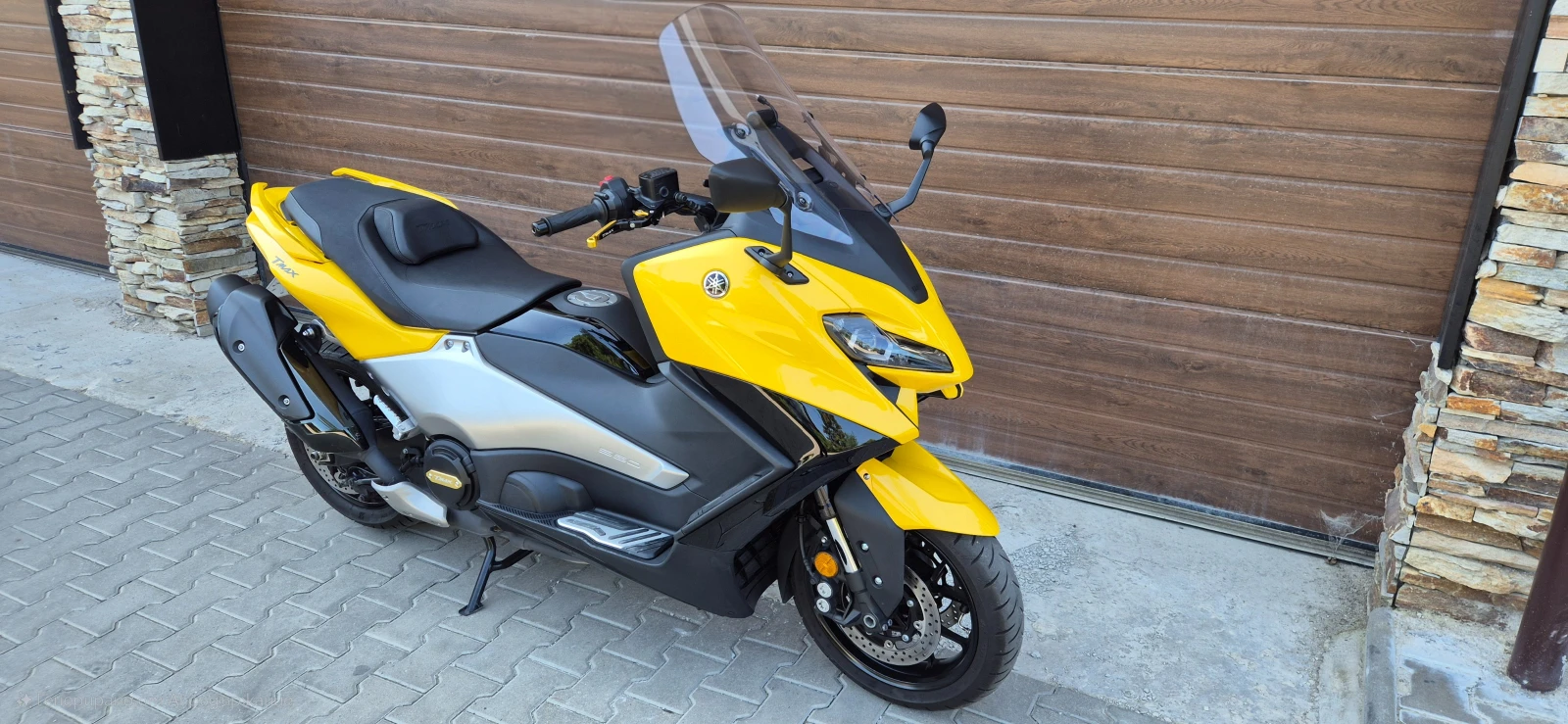 Yamaha T-max 560 - изображение 2