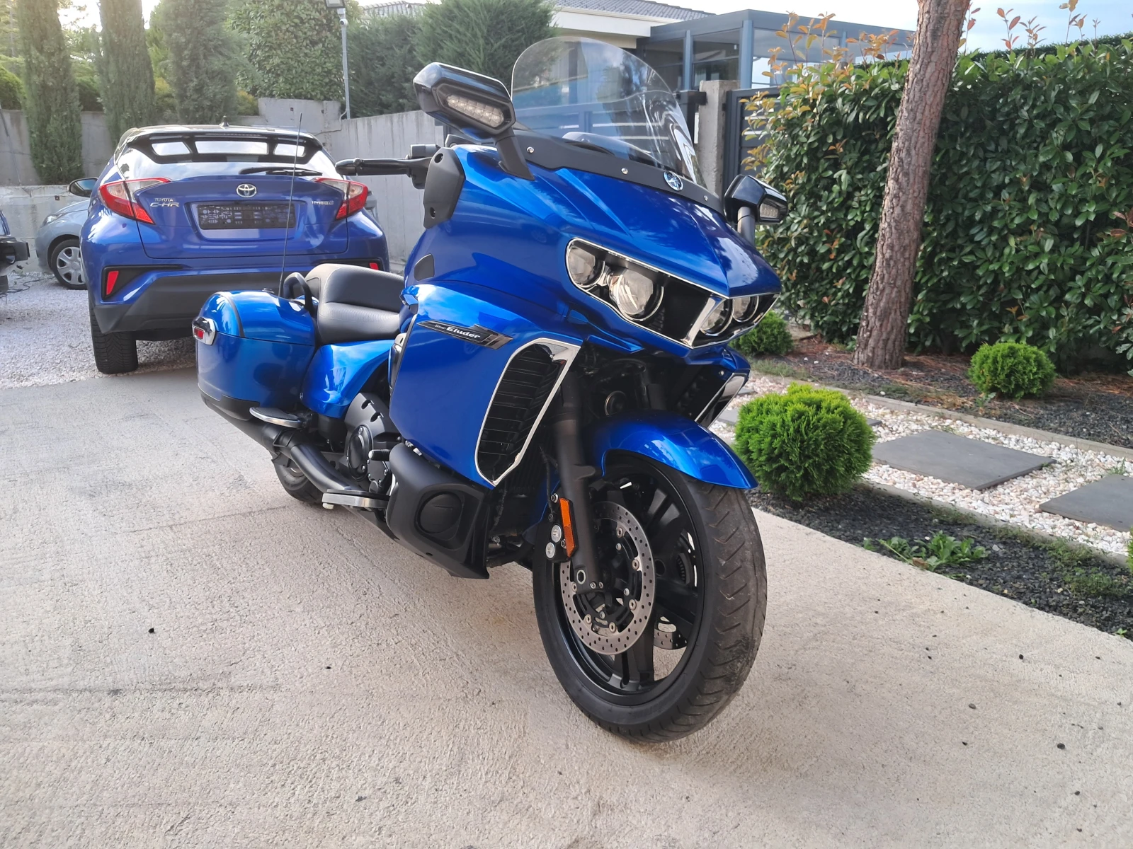 Yamaha XV 1900-ELUDER GT EDITION-11000 км.КАТО НОВ, снимка 15 - Мотоциклети и мототехника - 54606401