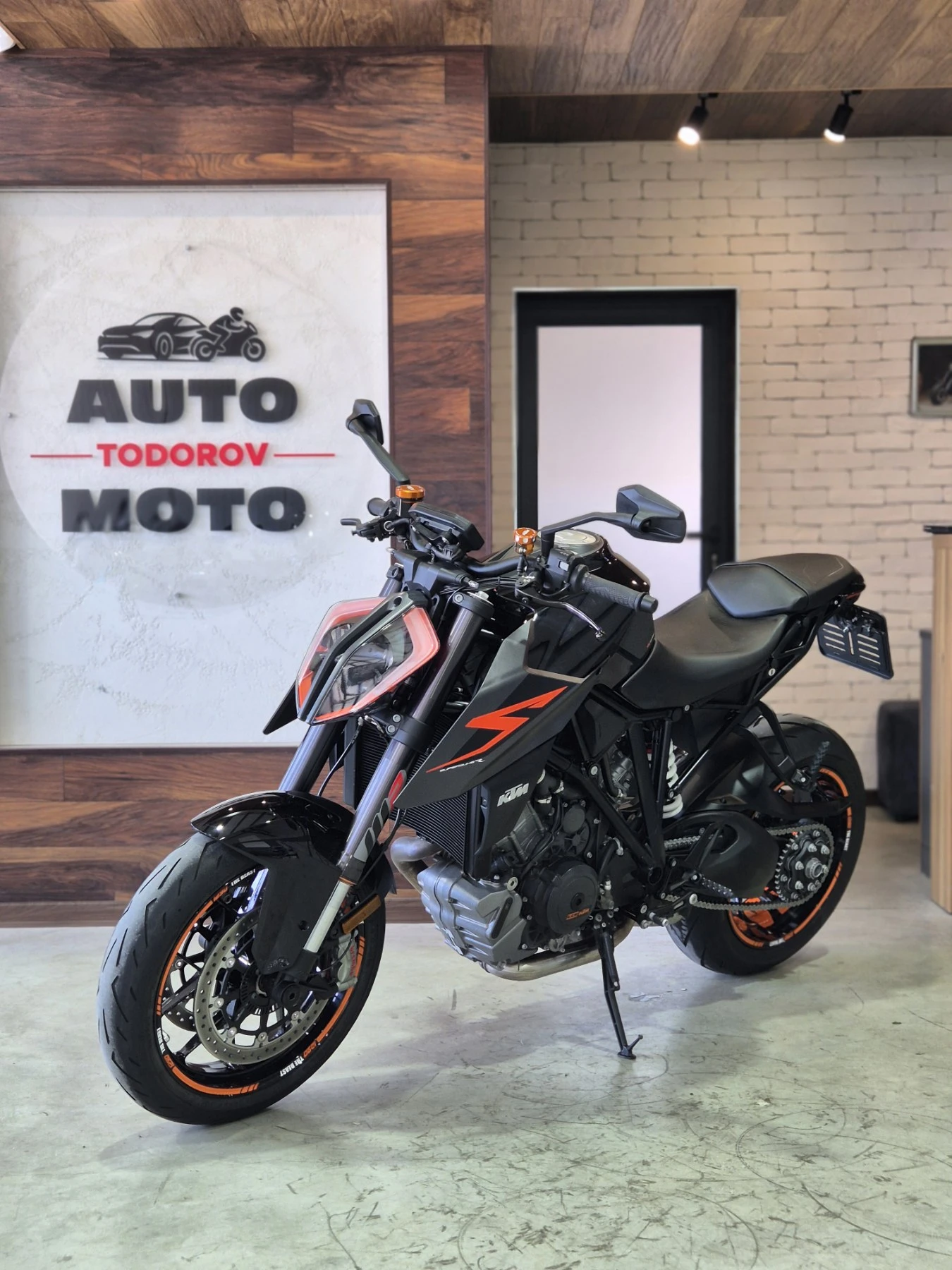 Ktm Super Duke 1290R ABS TC Нов внос от ШВЕЙЦАРИЯ!, снимка 3 - Мотоциклети и мототехника - 55886661