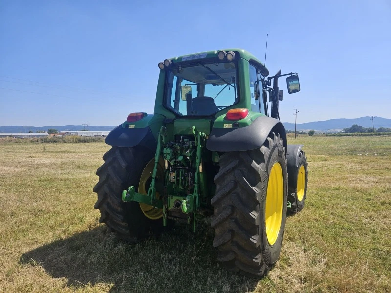 Трактор John Deere 6820, снимка 6 - Селскостопанска техника - 46557303