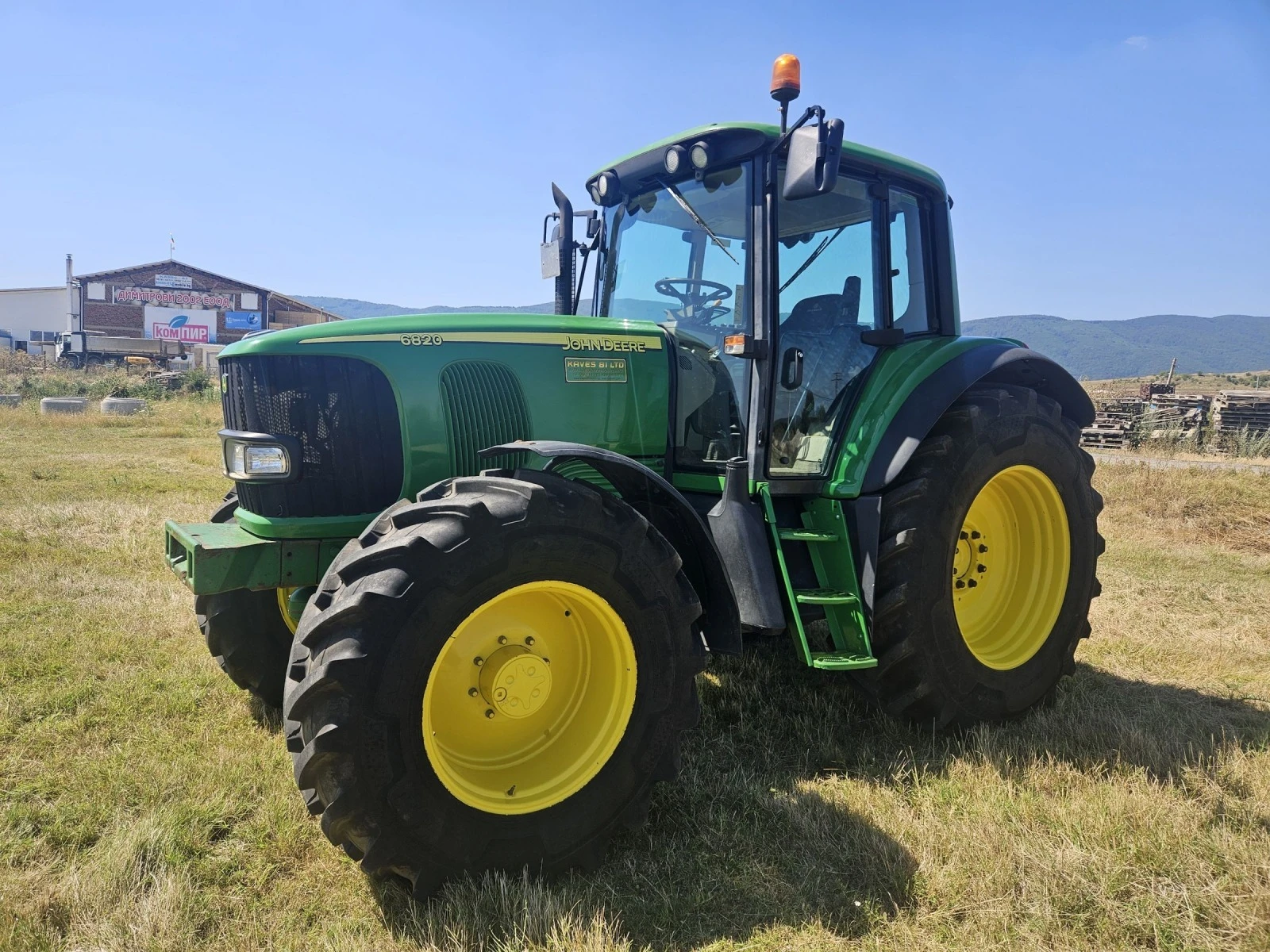 Трактор John Deere 6820 - изображение 10