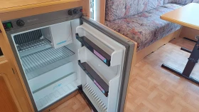 Каравана Knaus 750, снимка 11