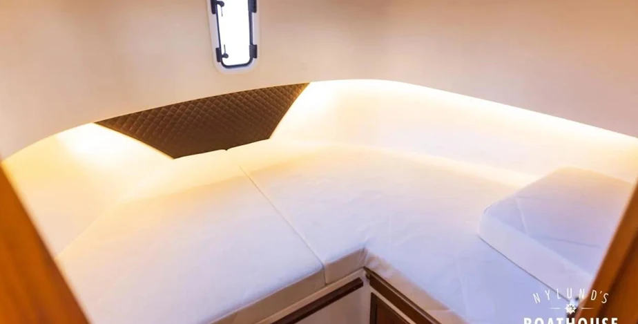 ������� ���� Nor Star 31+  | Mobile.bg � ����������� 7
