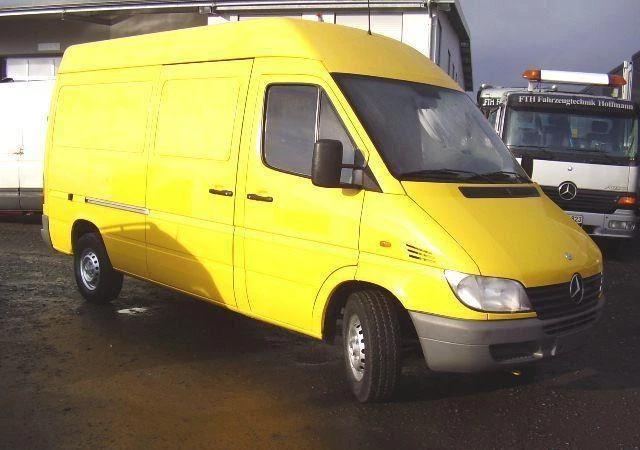 Двигател за Mercedes-Benz Sprinter 313, снимка 1 - Части - 30128604