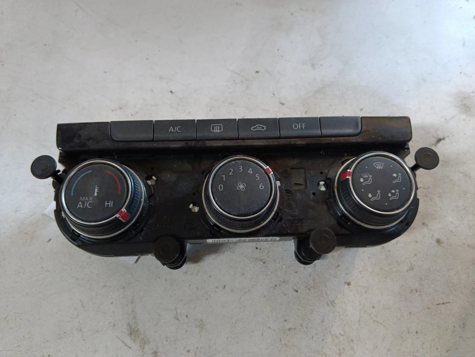 климатроник преден 5G0907426T VW Passat