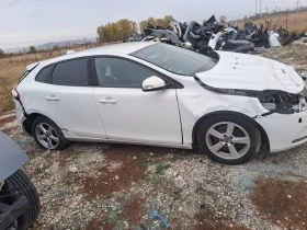 Volvo V40 D2 2.0, снимка 2