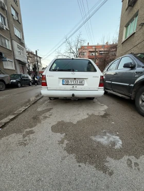 Mercedes-Benz 124, снимка 5