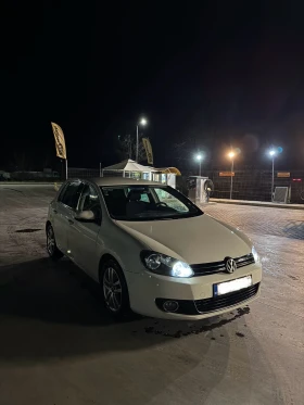 VW Golf 1.6 фабрична газ, снимка 1