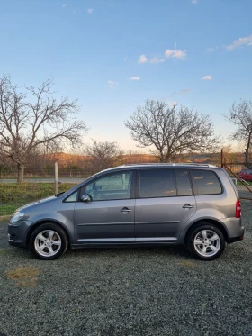 VW Touran 2.0tdi 140к.с BMM 7-местен - 7500 лв. / 3834.69 € - 94764482 6