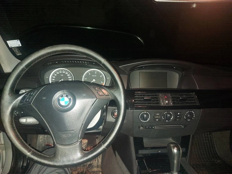 BMW 525, снимка 6 - Автомобили и джипове - 46700398