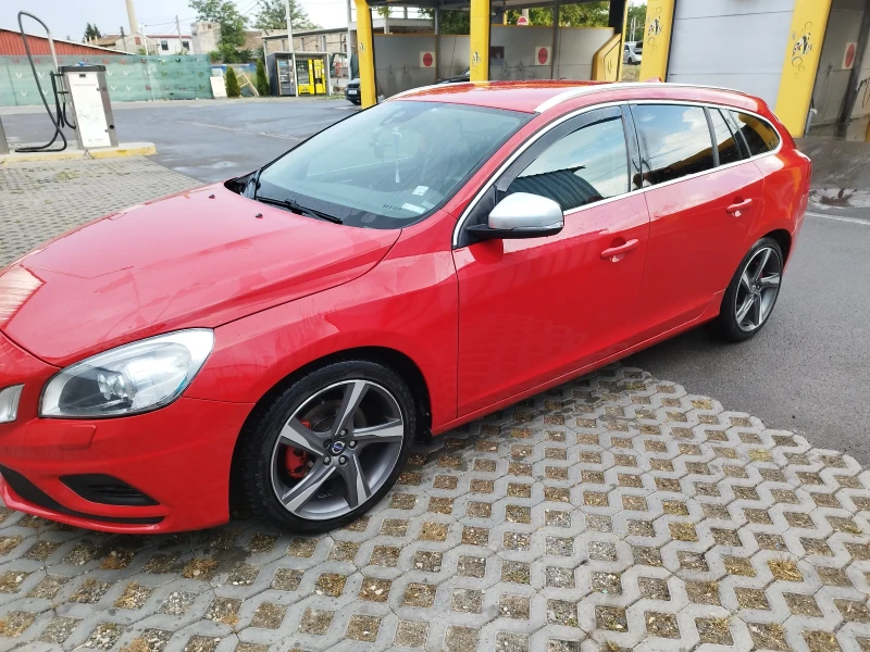 Volvo V60 D2 Rdesign, снимка 5 - Автомобили и джипове - 47021337