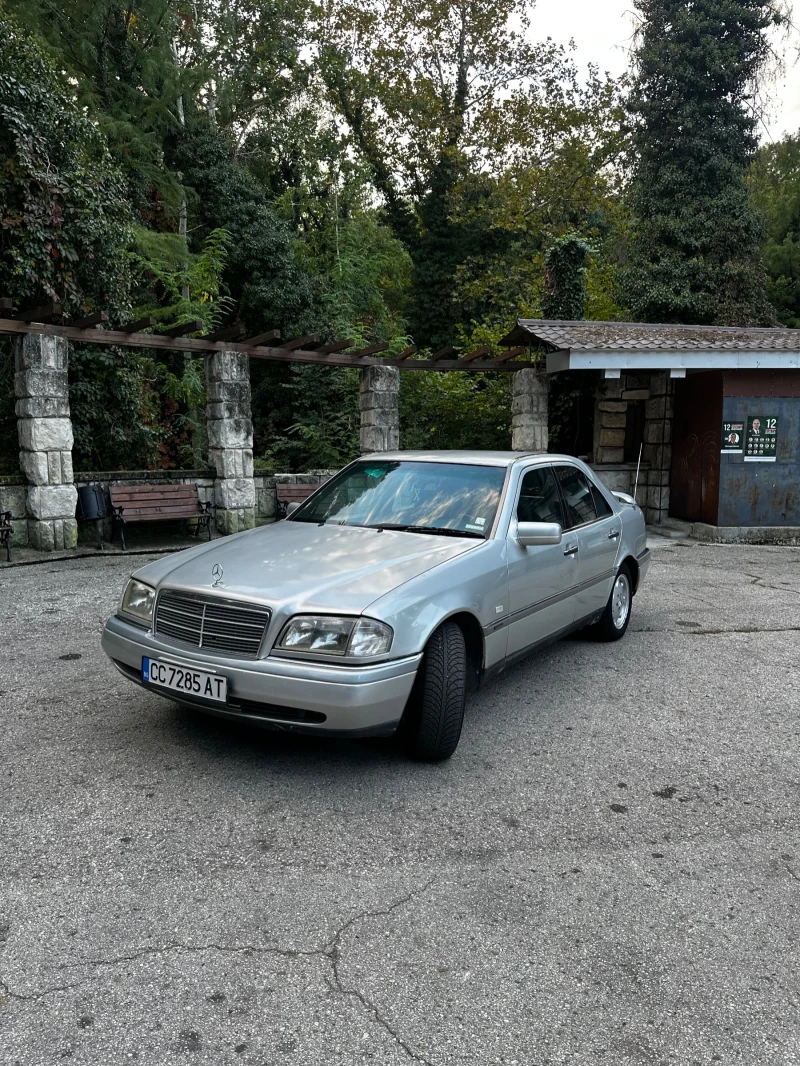 Mercedes-Benz C 250, снимка 2 - Автомобили и джипове - 47550704