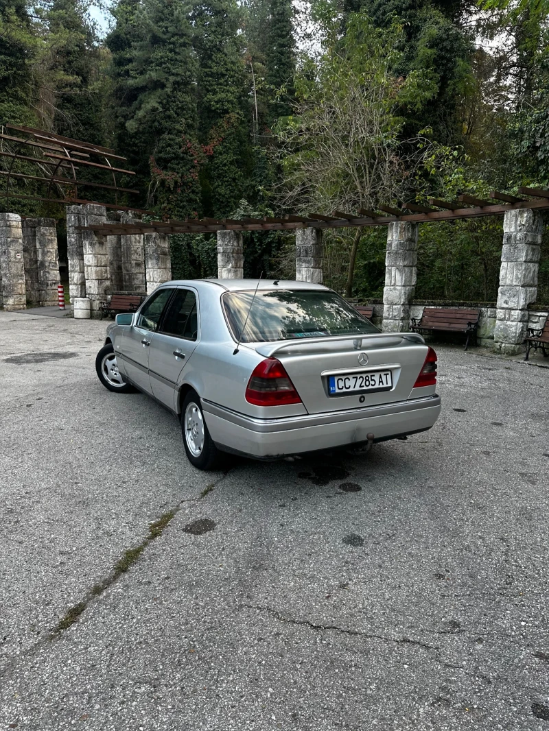 Mercedes-Benz C 250, снимка 4 - Автомобили и джипове - 47550704