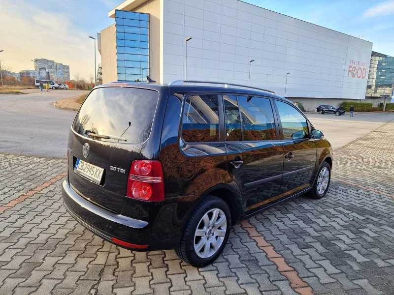 VW Touran 2.0TDI DSG 170к.с. FULL , снимка 12 - Автомобили и джипове - 48051701