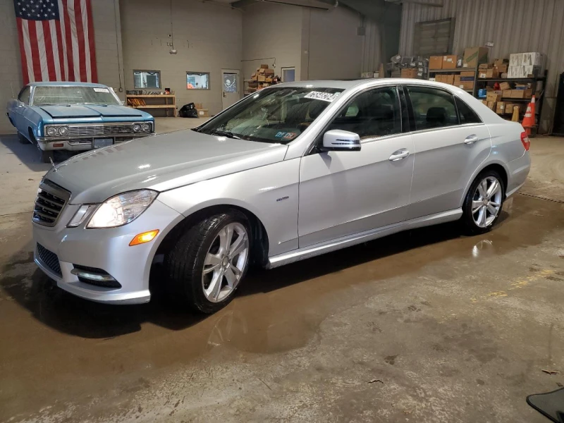 Mercedes-Benz E 350 4MATIC, снимка 1 - Автомобили и джипове - 48113708