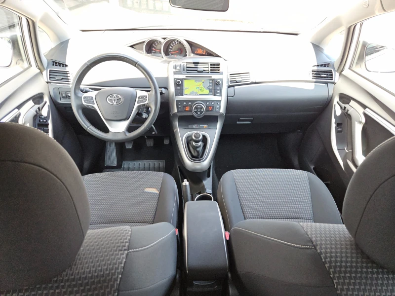 Toyota Verso 1.6D/BLACK FRIDAY/КАМЕРА/NAVI/БЛУТУТ/EURO 6B/ТОП, снимка 10 - Автомобили и джипове - 50644303