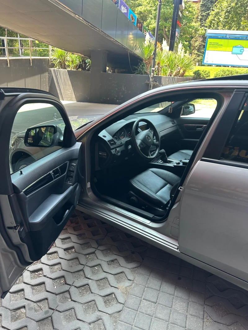 Mercedes-Benz C 200 Kompressor, снимка 6 - Автомобили и джипове - 51063509