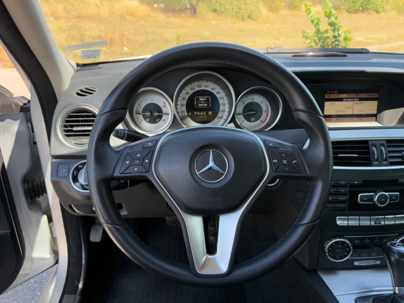 Mercedes-Benz C 220 /FACELIFT, снимка 11 - Автомобили и джипове - 51522726