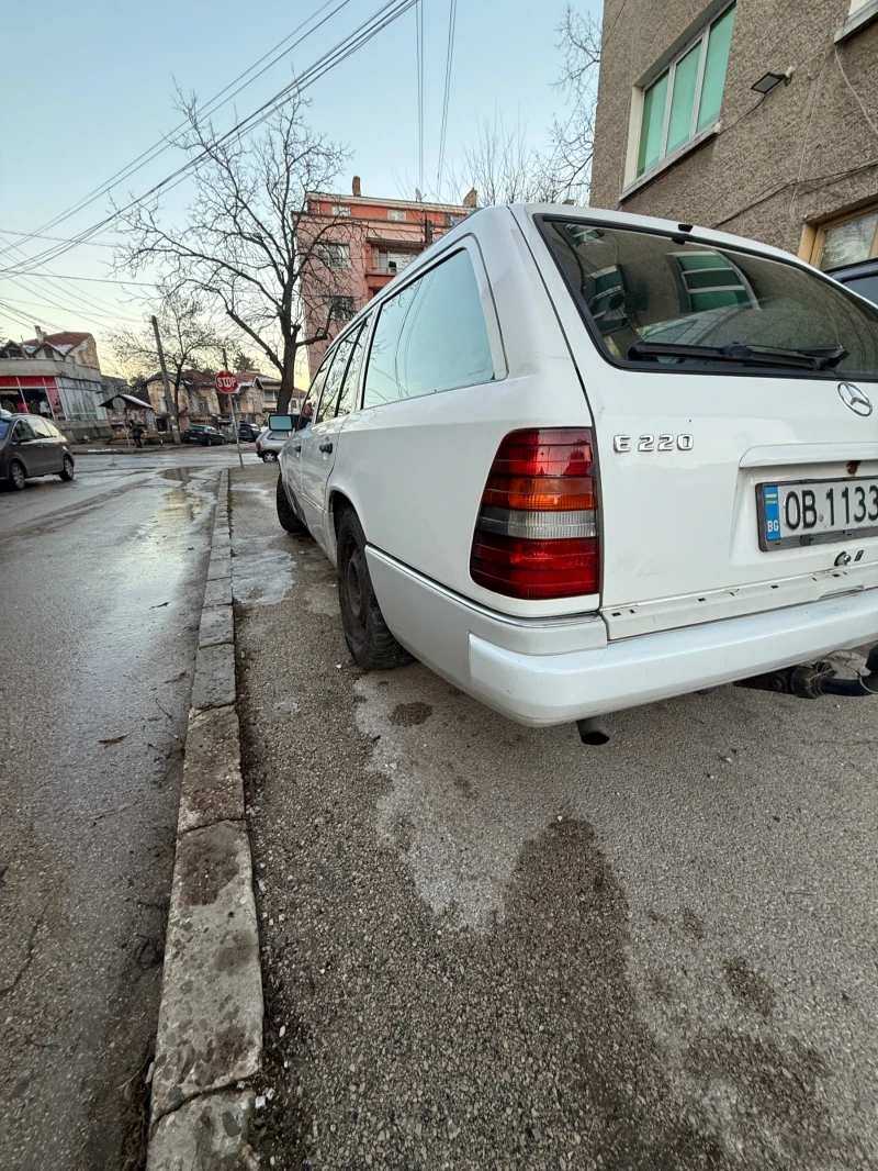 Mercedes-Benz 124, снимка 4 - Автомобили и джипове - 52955157